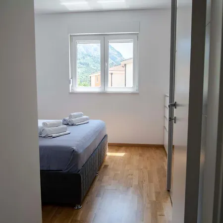 Ella's Makarska
