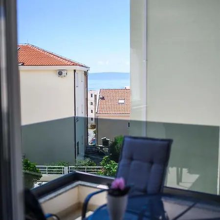 Apartment Ella's Makarska